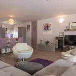 Volmera Banjole