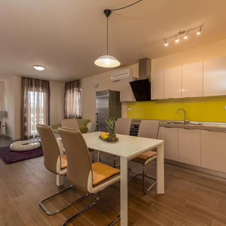 Apartment Volmera *